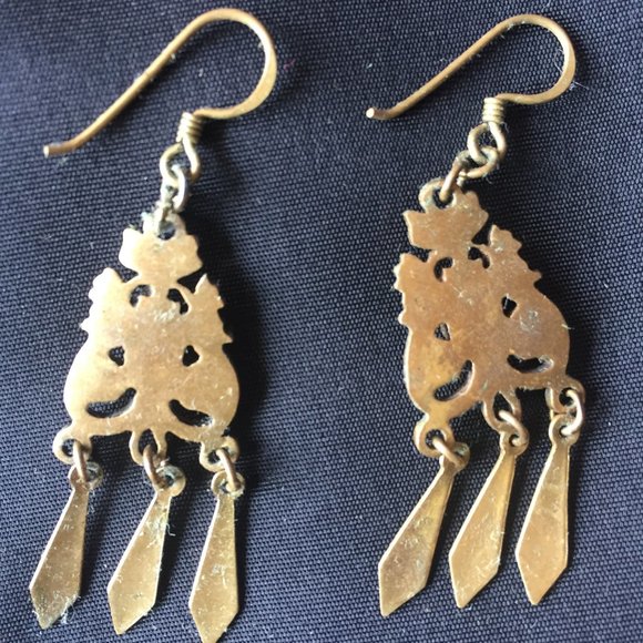 VINTAGE BRASS CHANDELIER EARRINGS - Picture 3 of 3